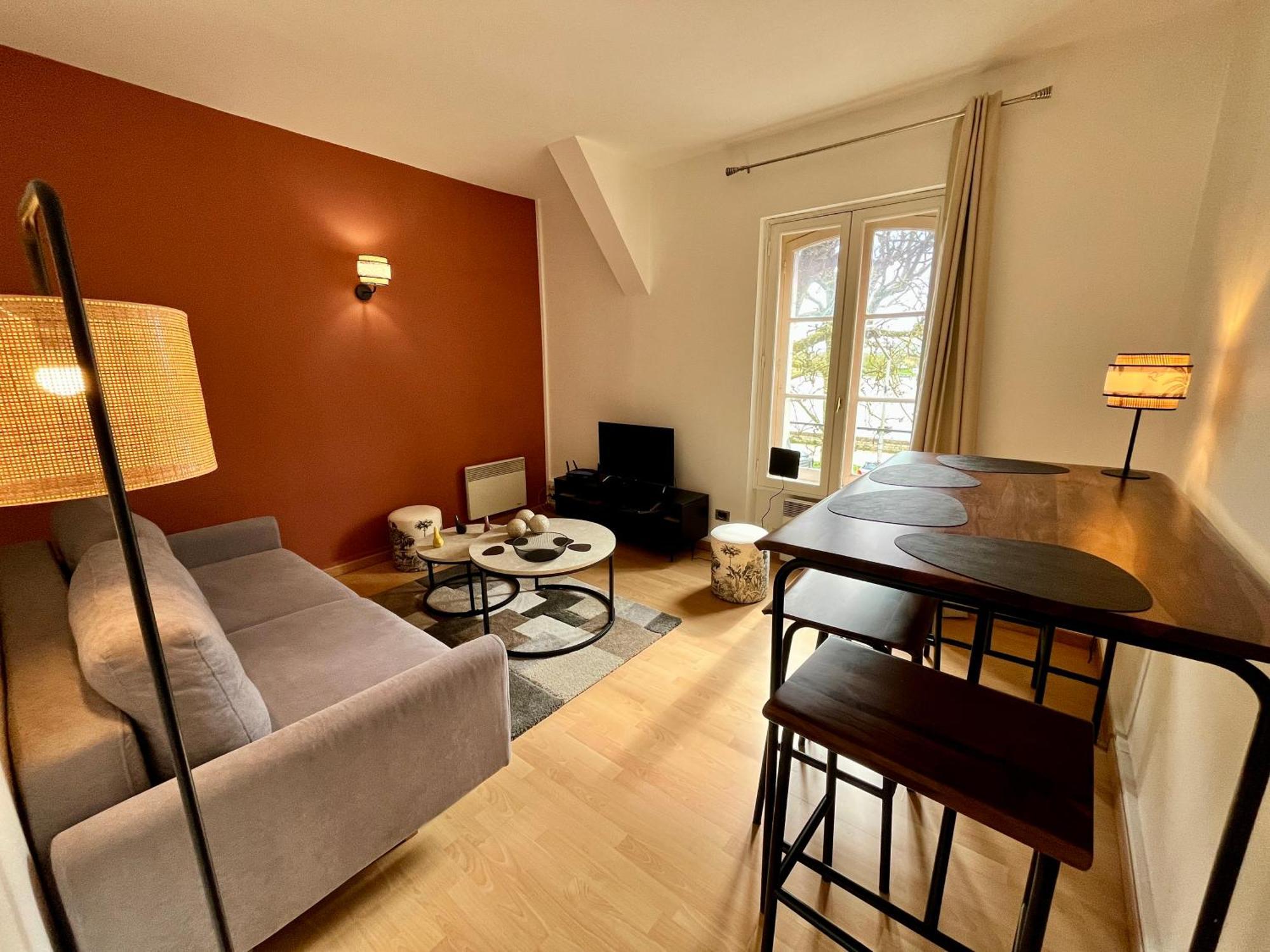 Apartment Hypercentre, Douillet, Vue Loire Et Vieux Blois, Le Serenity Blois